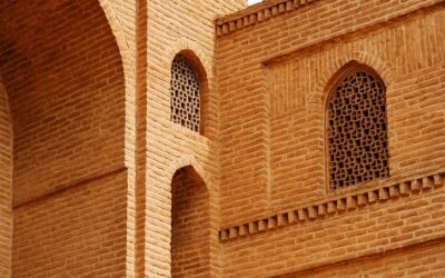 دیدگاه پیرنیا درباره سازه بنایی